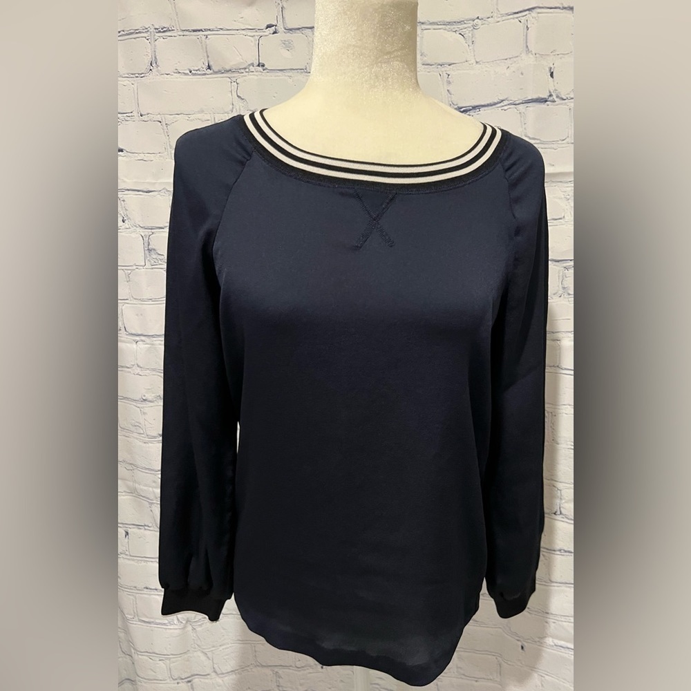 Banana Republic womens long sleeve sheer blouse blue/white. Size XS